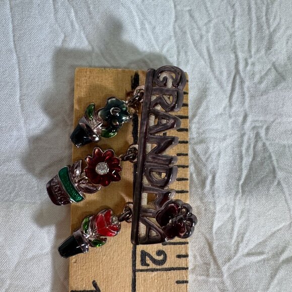 Vintage Grandma Flower Charm Pin Brooch With Dangling Pots & Rhinestone Accents - Picture 3 of 3